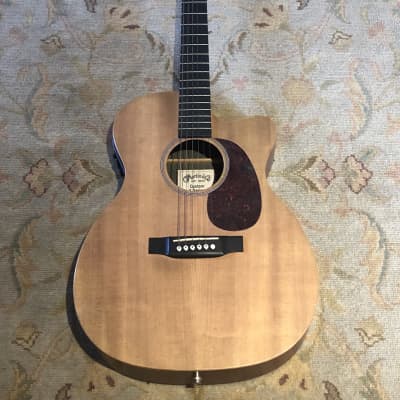 Martin Custom X Series cutaway Acoustic-Electric Guitar 2010