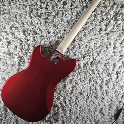 G&L Tribute Series Fallout Bass Candy Apple Red image 7