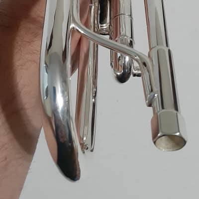 Getzen Eterna Severinsen Model Silver Bb Trumpet, Bach3C,  and  case 1964-1967 Silver Plate image 4
