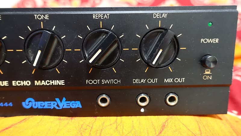 Super Vega EM-444 70s Analog Delay Echo Made in Japan Vintage MIJ