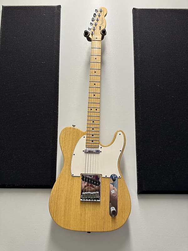 Fender American Standard Telecaster with Maple Fretboard 2004- Natural image 1