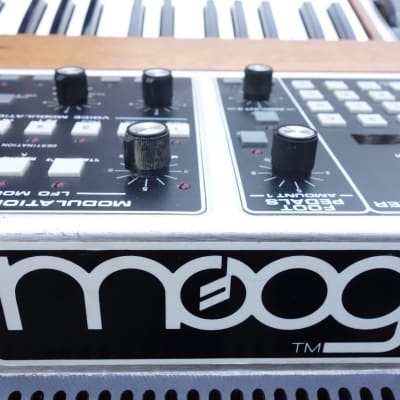 Moog  Memorymoog Plus (USA/1984) analogue programmable polyphonic synthesizer (100 memories) + MIDI + pro flightcase image 20