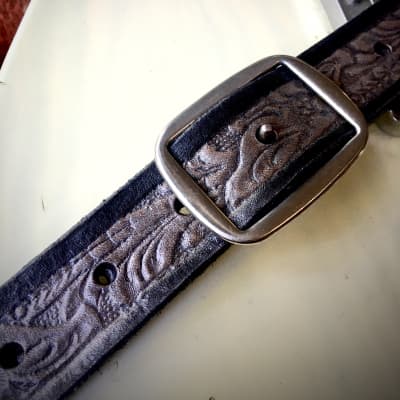 Vintage Style 2-Tone Gray/Black Leather Guitar Strap Western Style image 5