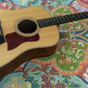 Taylor 210e DLX Sitka Spruce / Rosewood Dreadnought with ES2 Electronics 2014 Natural