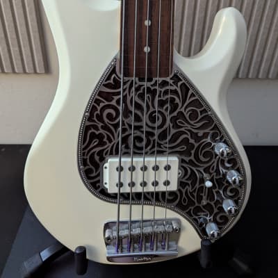 Ernie Ball Music Man 2005 Limited Edition Stingray 5 Bass
