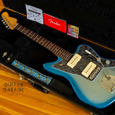 2019 Fender USA American Professional Jazzmaster Limited Edition Skyburst Blue Metallic with American Deluxe neck and AVRI65 pickups image 2