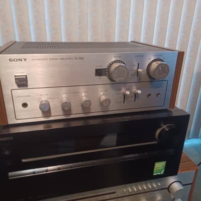 Sony TA-3650 1976-1978 Walnut/Silver Integrated Amplifier
