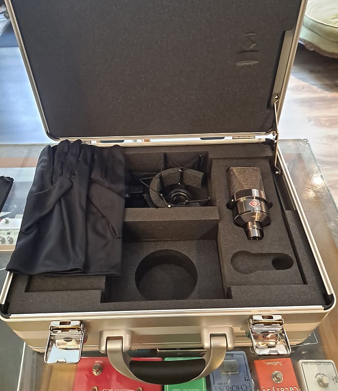 Neumann TLM103 25th 2023 - Chrome  			