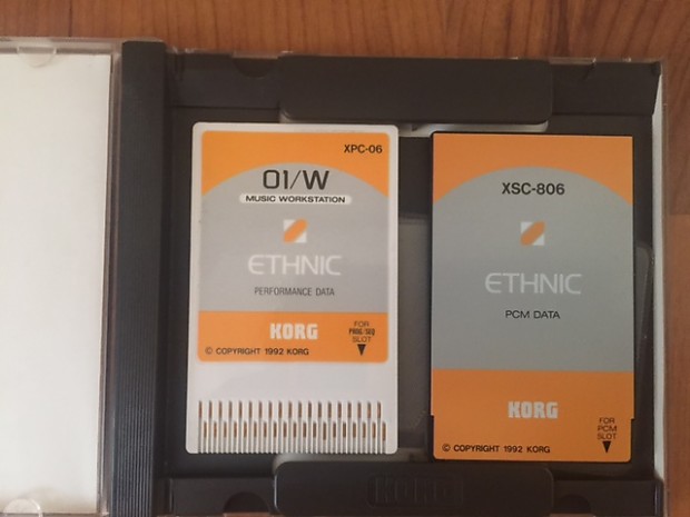 爆買い高品質Korg 01/W XSC-6S Ethnic カード 鍵盤楽器
