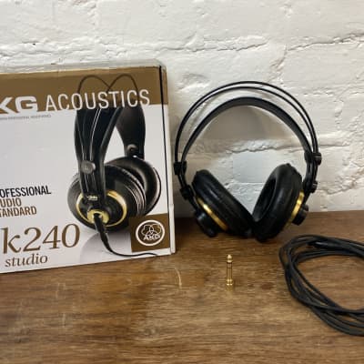 AKG K240 or KRK KNS6400 for mixing - Which one fits better