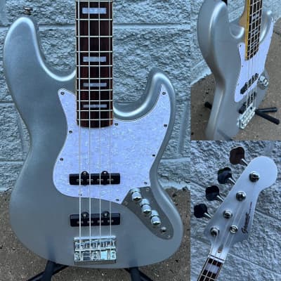 GAMMA Custom Bass Guitar J23-04, 4-String Beta Model, QuickSilver Metallic image 13