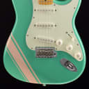 Fender FSR Traditional 50's Stratocaster Surf Green with Shell Pink Stripes (410)