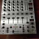 Behringer Pro Mixer DJX700 4-Channel DJ Mixer with Effects and BPM Counter