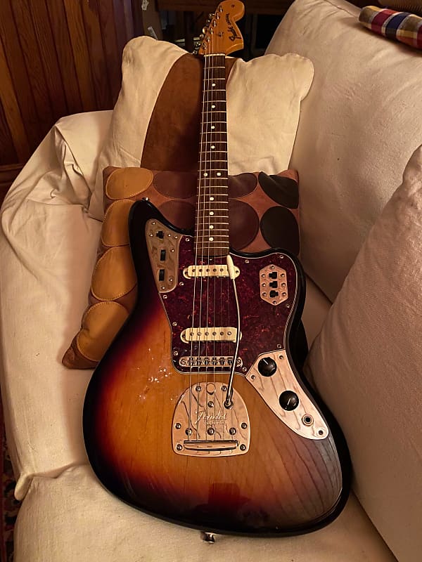 Fender Jaguar Classic Player Special 2008 - 3 Tone Sunburst image 1