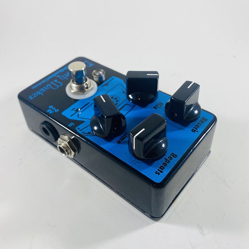 EarthQuaker Devices Dispatch Master Black and Blue