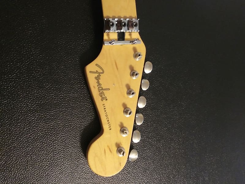 2006 Fender Stratocaster neck with Floyd nut | Reverb