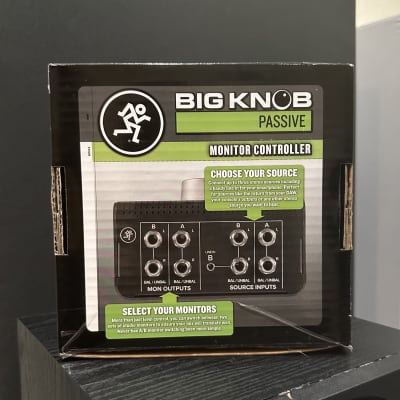 Mackie Big Knob Passive 2x2 Studio Monitor Controller image 6