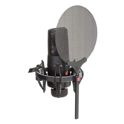 SE ELECTRONICS X1S VOCAL PACK Microphone, Pop Filter, Shockmount and Cable image 2