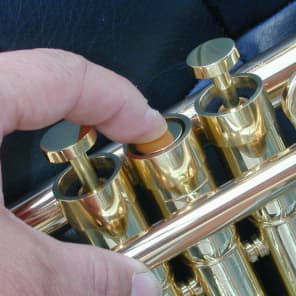 Heavy larger 5 5/8" Bell Rose Brass Trumpet Full Engrave image 7