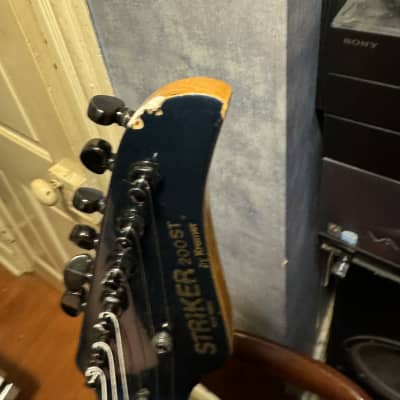 Kramer Striker 200st guitar 80s - Blue image 11