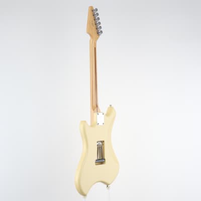 Fender Daiki Tsuneta Swinger / 楽器屋BOW オンラインストア