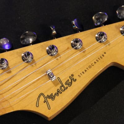 Fender Noventa Stratocaster  - Crimson Red image 4