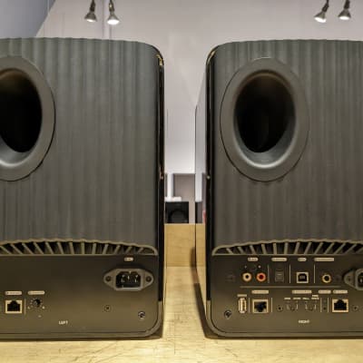 KEF LS50 Wireless Speakers w/ Original Box & Accessories - Gloss Black/Blue image 7