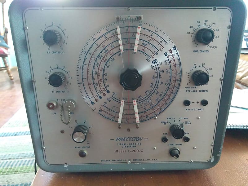 Precision Apparatus E-200-C Radio Freq. RF Audio Signal Generator with Original Manual image 1