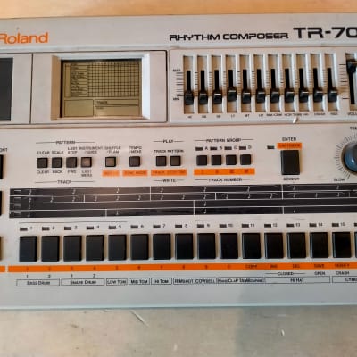 Roland TR-707 Rhythm Composer Drum Machine