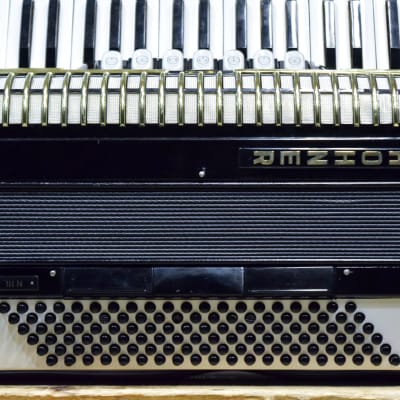 Hohner Verdi III N 120-Bass 41-Key 7-Treble Switch Black Piano