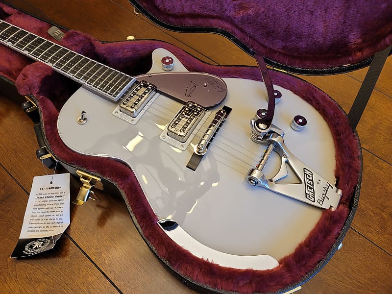 Gretsch penguin store violet