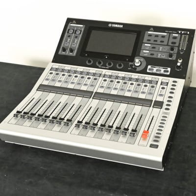 Yamaha TF1 16-Channel Digital Mixing Console CG01PSF