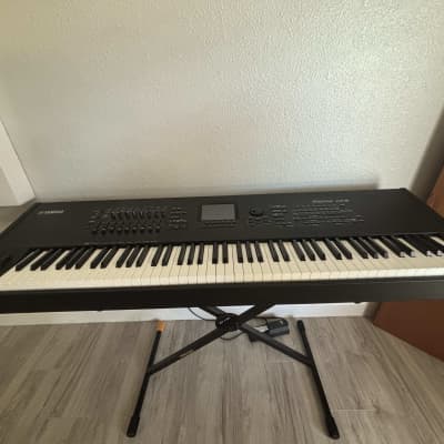 Yamaha Motif XF 8 Production Synthesizer 2010s - Black