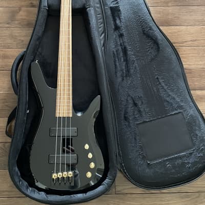 Kiesel Vanquish Fretless 4 String Bass for sale