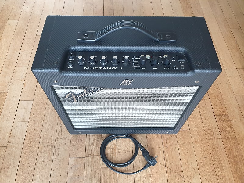 Fender Mustang II 40Watt 1x12" Modeling Guitar Combo Reverb UK