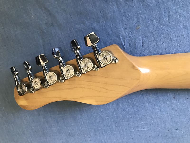 レア　不思議な日本製　８０年代　Terada　エレアコ　Washburn? 1980's Washburn Force 2 Electric Guitar - Japan | Reverb