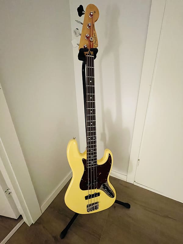 Fender Deluxe Active Jazz Bass 1998 - 2015 | Reverb