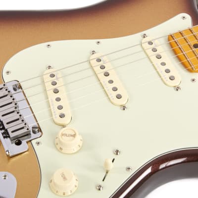 Fender American Ultra Stratocaster Maple - Mocha Burst image 8