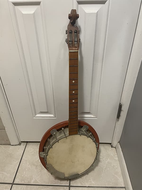 unknown make tenor banjo  1900s-1930s project image 1