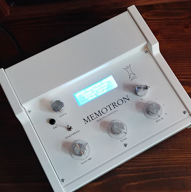 鍵盤楽器 manikin electronic Memotron m2d Manikin Electronic: Memotron M2D. Mellotron Module. | Reverb