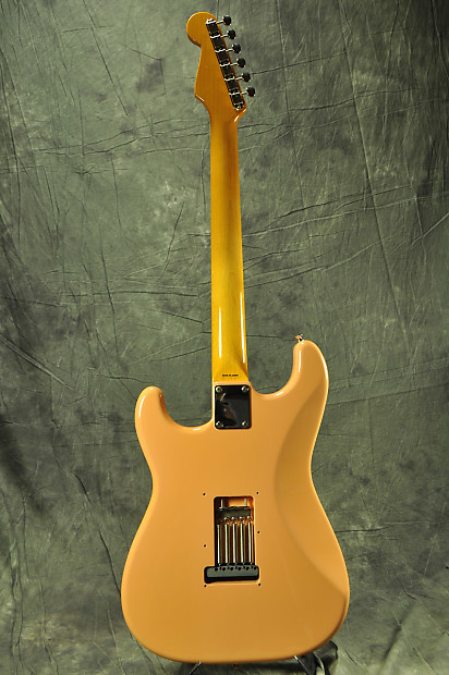 Fender Japan ST62-TX Shell Pink | Reverb