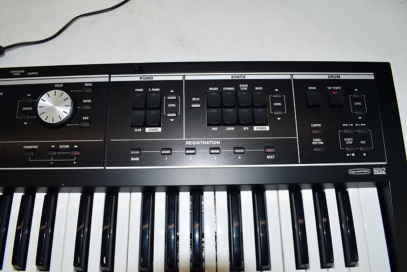 Roland VR-09-B Organ オルガン 美品 Roland VR-09B 61-Key V-Combo Organ | Reverb Canada