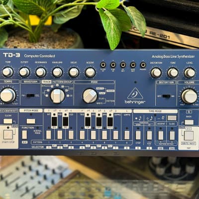Behringer TD-3 BU Analog Bass Line Synth