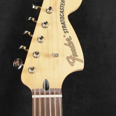 Mint Fender Limited Edition Tom DeLonge Stratocaster Surf Green Rosewood Fingerboard image 5