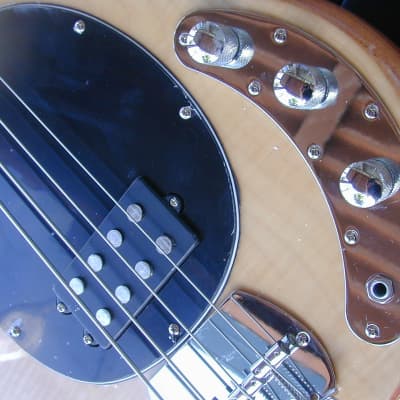 OLP MM2 4-String Bass Guitar image 9