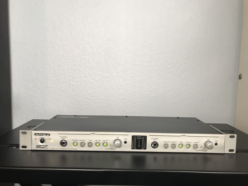 Aphex 207 Two Channel Tube Mic Preamplifier analog no digital Reverb