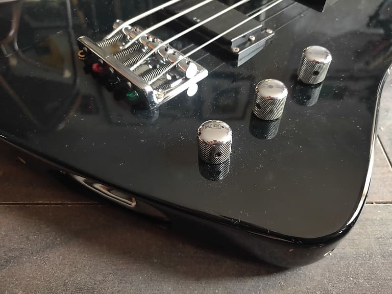 Edwards (by ESP) Japan Thunderbird Style Bass (Black) w/ESP