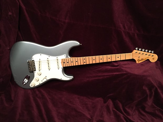 Fender Custom Shop Limited Edition 1966 Stratocaster in Firemist Silver 1 of 200 image 1