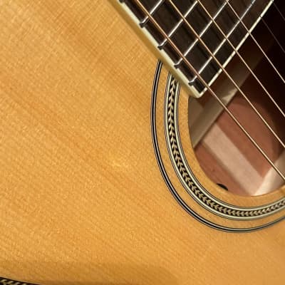 Alvarez MF60CEOM Folk OM Acoustic-Electric Guitar image 8