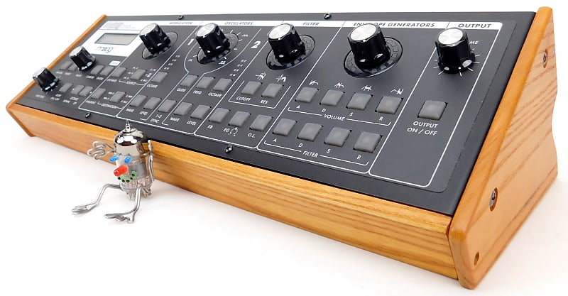 MOOG slim phatty デスクトップ Moog Slim Phatty | Sweetwater